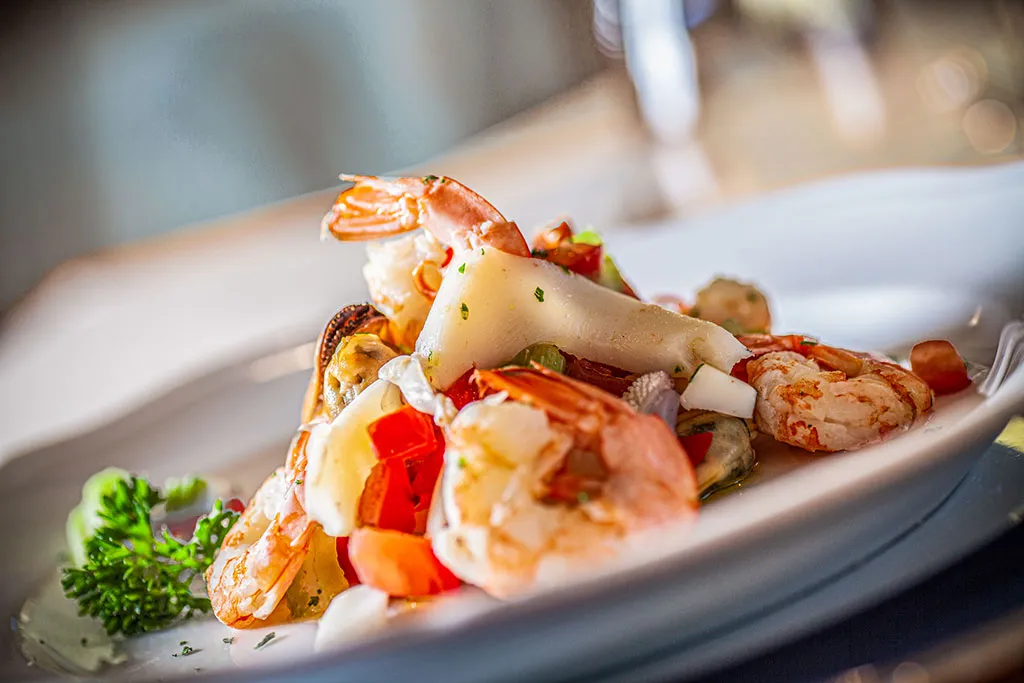 <h2>Join us for dinner</h2>